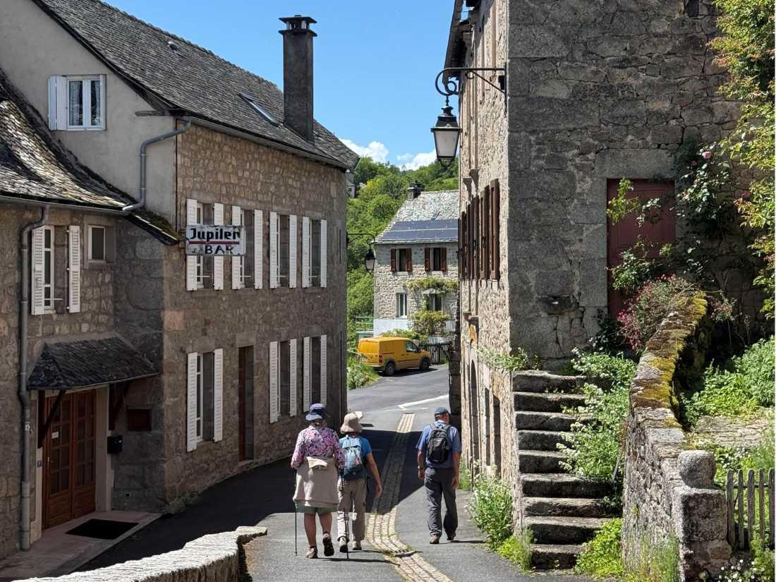 Exploring the Camino trail in France |  Jaclyn Beagley