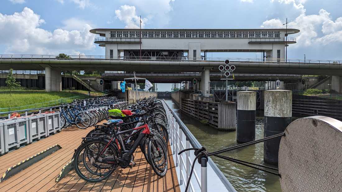 Passing through a lock in Holland | Dana