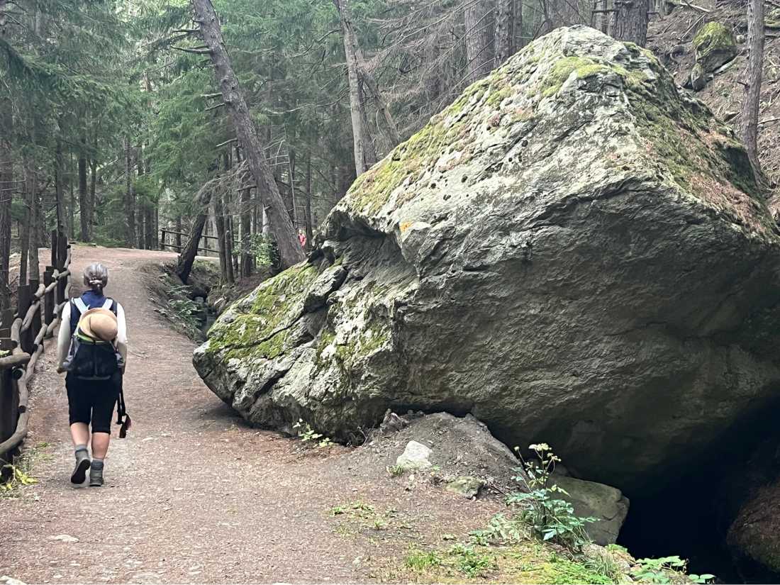 On the descent to Aosta in Italy |  Jennifer Andrewes