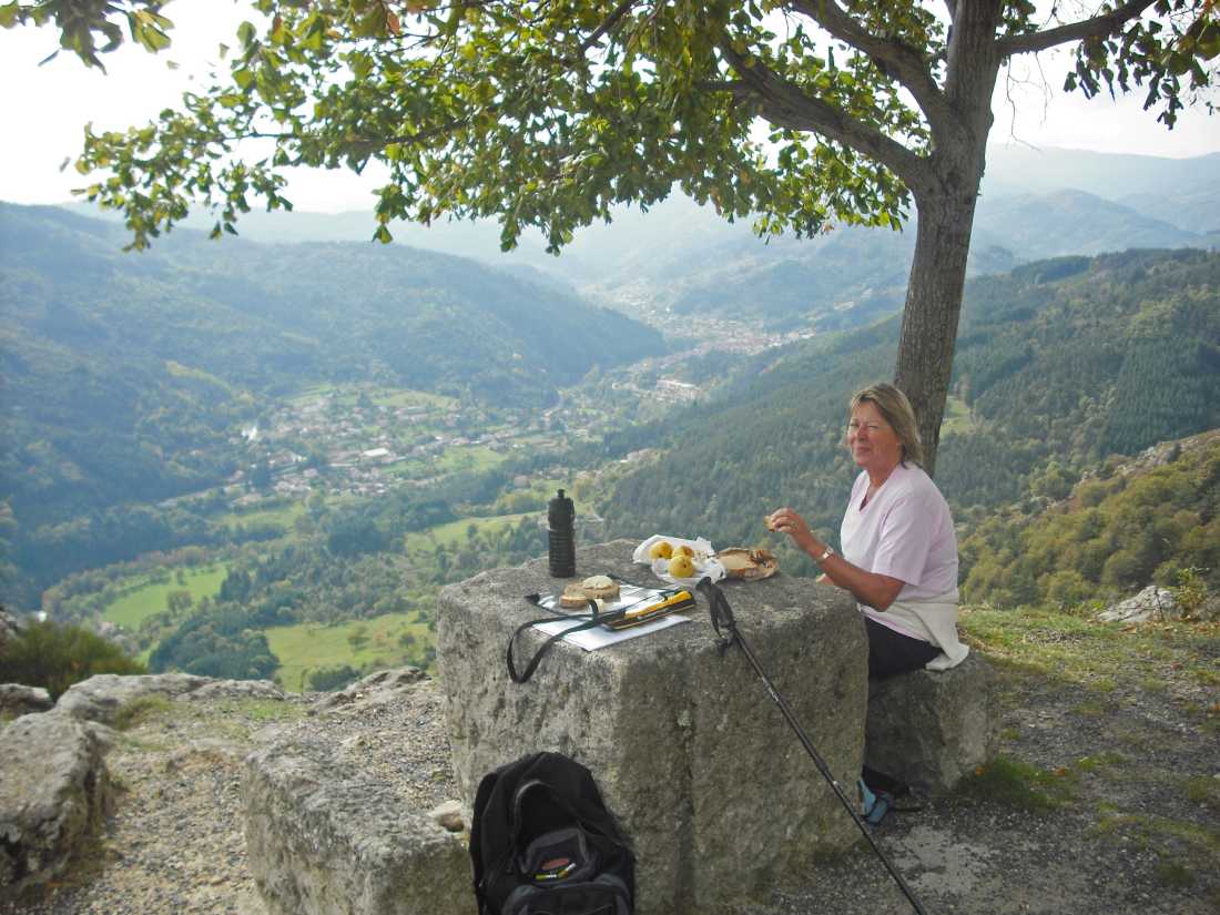 Picnic break above St Martin de Valamas |  Keith Starr